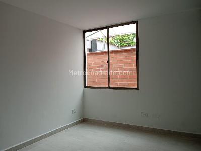 Apartamento de 3 alcobas en venta en Conquistadores, Medellín, 98 m² · foto 11 de 20