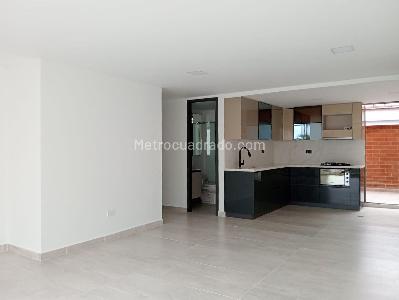 Apartamento de 3 alcobas en venta en Conquistadores, Medellín, 98 m² · foto 4 de 20