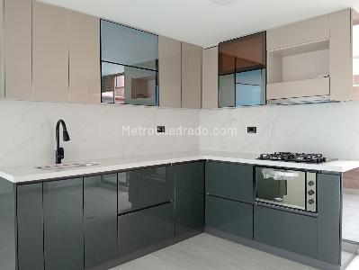 Apartamento de 3 alcobas en venta en Conquistadores, Medellín, 98 m² · foto 6 de 20