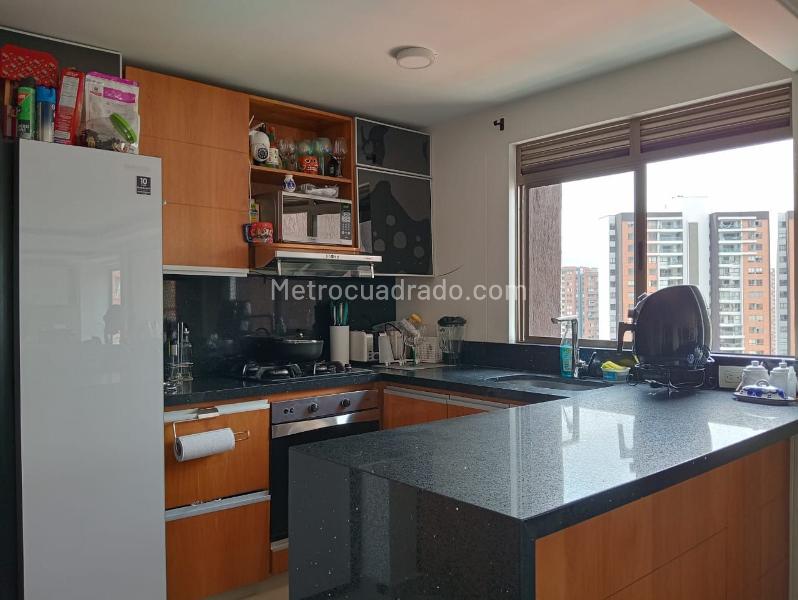 Apartamento de 2 Alcobas en Belén con Jacuzzi y Balcón - 4