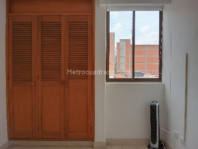 Apartamento de 3 alcobas en venta en Laureles, Medellín, 124 m² · foto 13 de 20
