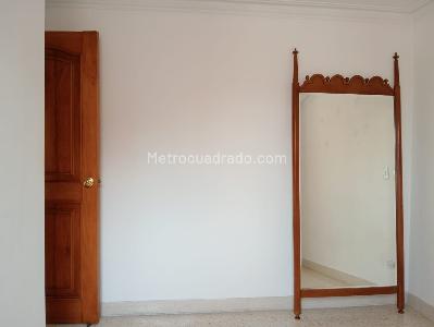 Apartamento de 3 alcobas en venta en Laureles, Medellín, 124 m² · foto 14 de 20