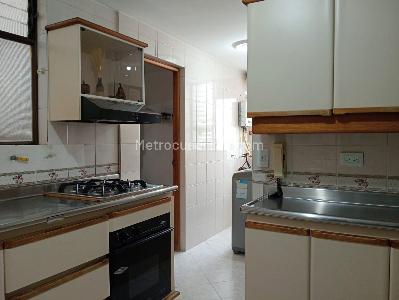 Apartamento de 3 alcobas en venta en Laureles, Medellín, 124 m² · foto 9 de 20