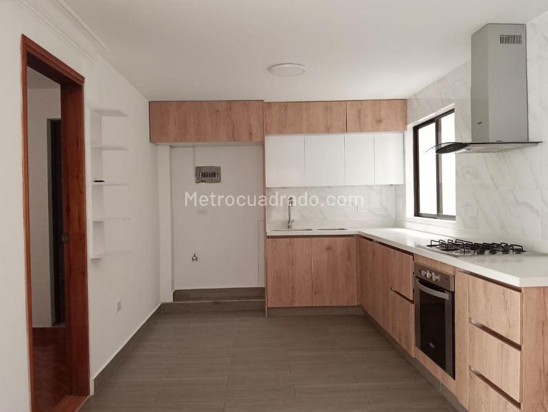 Apartamento Independiente de 5 Alcobas Cerca a Todo en Laureles - 5