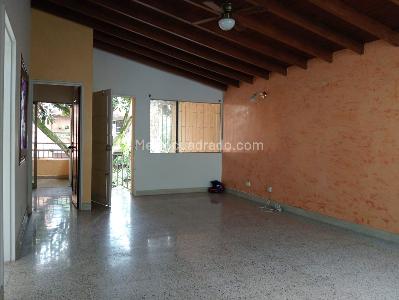 Casa de 4 alcobas en venta en Belen, Medellín, 225 m² · foto 2 de 20