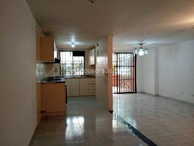 Apartamento en venta en Laureles, Medellín · foto 3 de 18