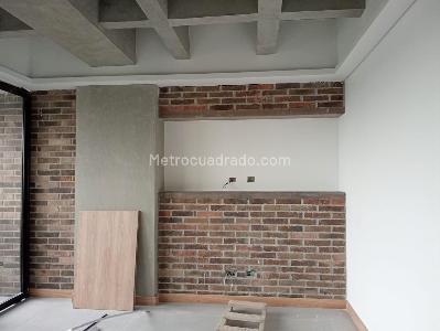 Apartamento en venta en La America, Medellín · foto 2 de 17