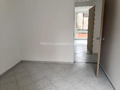 Apartamento en arriendo en Belen, Medellín · foto 10 de 14