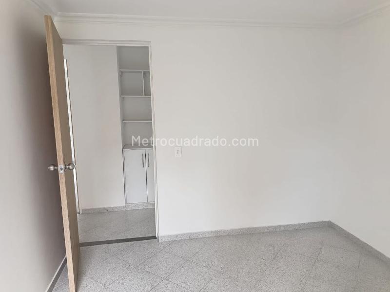 Spacious 3BR Apartment in Belen - 8