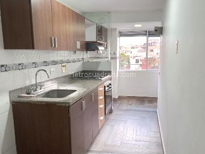Apartamento de 3 alcobas en venta en Belen, Medellín, 108 m² · foto 3 de 15