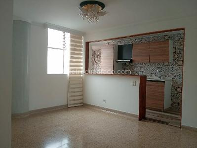 Apartamento de 3 alcobas en arriendo en Laureles, Medellín, 95 m² · foto 3 de 18