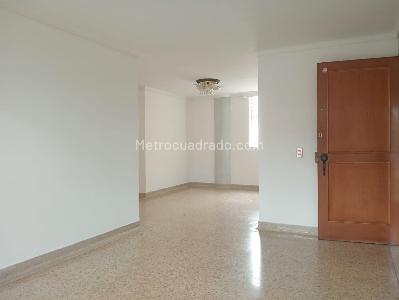 Apartamento de 3 alcobas en arriendo en Laureles, Medellín, 95 m² · foto 4 de 18