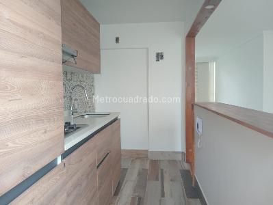 Apartamento de 3 alcobas en arriendo en Laureles, Medellín, 95 m² · foto 7 de 18