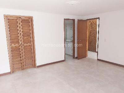 Apartamento en venta en Laureles, Medellín · foto 10 de 17