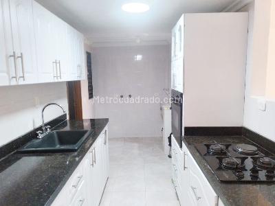 Apartamento en venta en Laureles, Medellín · foto 4 de 17