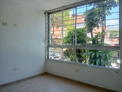 Apartamento de 3 alcobas en venta en Laureles, Medellín, 100 m² · foto 16 de 20