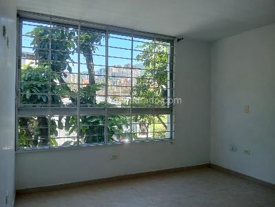 Apartamento de 3 alcobas en venta en Laureles, Medellín, 100 m² · foto 6 de 20