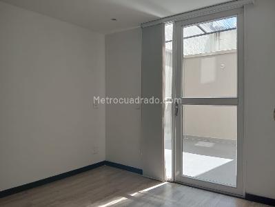 Apartamento de 3 alcobas en venta en Laureles, Medellín, 140 m² · foto 15 de 20