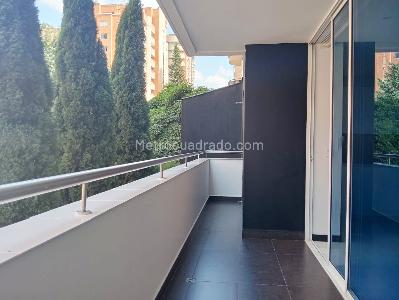 Apartamento de 3 alcobas en venta en Laureles, Medellín, 140 m² · foto 19 de 20