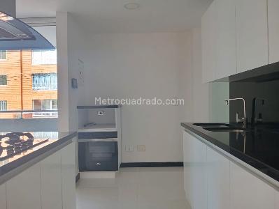 Apartamento de 3 alcobas en venta en Laureles, Medellín, 140 m² · foto 7 de 20