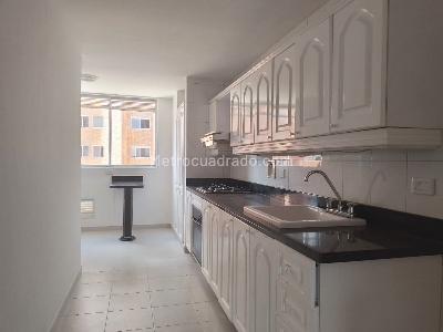 Apartamento de 3 alcobas en venta en Laureles, Medellín, 142 m² · foto 6 de 20