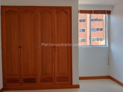Apartamento de 3 alcobas en venta en Laureles, Medellín, 142 m² · foto 8 de 20