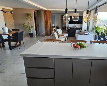 Apartamento de 2 alcobas en venta en Belen, Medellín, 120 m² · foto 7 de 14