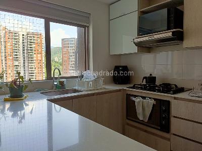 Apartamento en arriendo en Belen, Medellín · foto 4 de 16