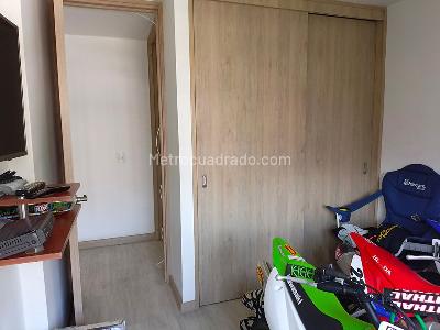 Apartamento en arriendo en Belen, Medellín · foto 9 de 16