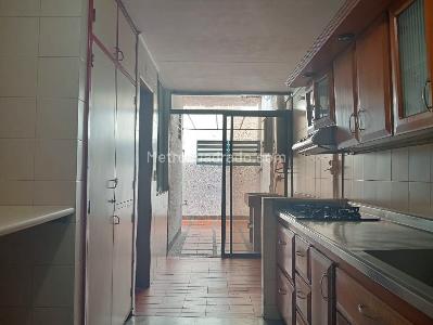 Apartamento de 3 alcobas en venta en Laureles, Medellín, 126 m² · foto 5 de 19
