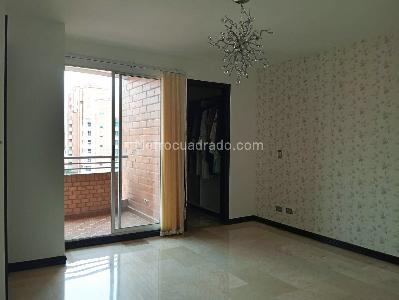 Apartamento en venta en Laureles, Medellín · foto 10 de 20