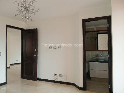 Apartamento en venta en Laureles, Medellín · foto 11 de 20