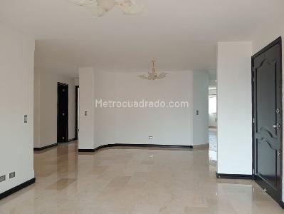 Apartamento en venta en Laureles, Medellín · foto 2 de 20