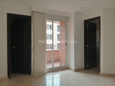 Apartamento de 3 alcobas en venta en Laureles, Medellín, 138 m² · foto 10 de 20