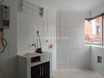 Apartamento de 3 alcobas en venta en Laureles, Medellín, 138 m² · foto 19 de 20