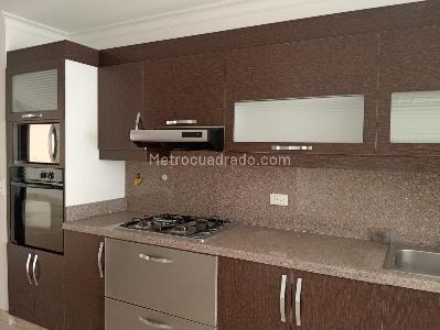 Apartamento de 3 alcobas en venta en Laureles, Medellín, 138 m² · foto 7 de 20