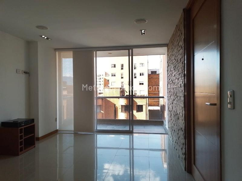 Charming 2BR Apartment near Metro in Laureles