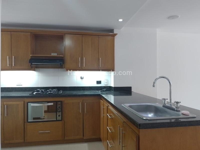 Charming 2BR Apartment near Metro in Laureles - 5
