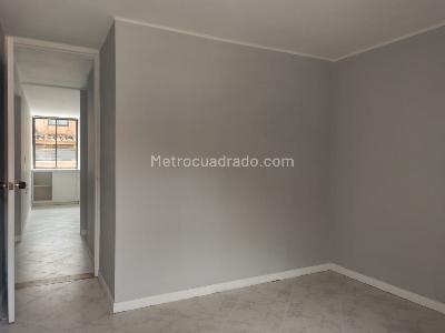Apartamento de 3 alcobas en venta en Laureles, Medellín, 130 m² · foto 14 de 20