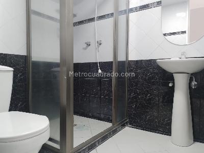 Apartamento de 3 alcobas en venta en Laureles, Medellín, 130 m² · foto 16 de 20