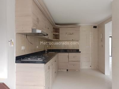 Apartamento de 3 alcobas en venta en Laureles, Medellín, 130 m² · foto 6 de 20