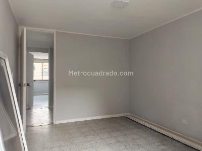 Apartamento de 3 alcobas en venta en Laureles, Medellín, 130 m² · foto 9 de 20