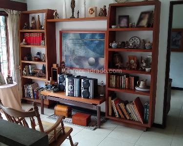 Casa de 4 alcobas en venta en Laureles, Medellín, 187 m² · foto 4 de 13