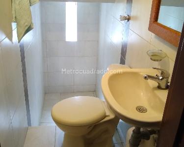 Casa de 4 alcobas en venta en Laureles, Medellín, 187 m² · foto 9 de 13