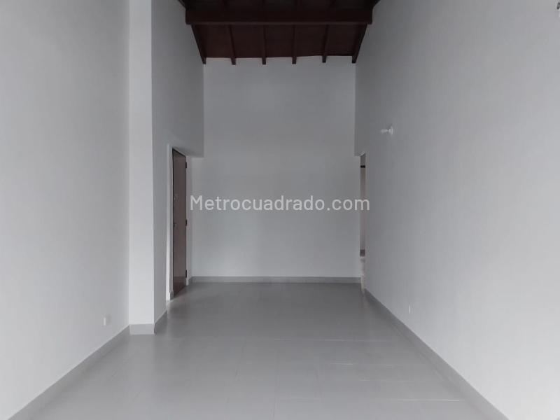 3BR Exterior Apartment for Rent in Laureles - 2