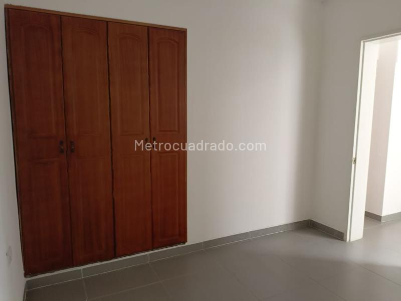 Independent 4BR House for Rent near Parks in Belún - 9