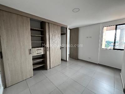 Apartamento de 2 alcobas en arriendo en Belen, Medellín, 73 m² · foto 5 de 10