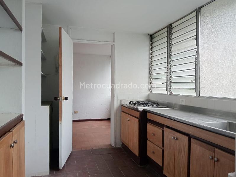 3BR Apartment for Rent & Sale in Laureles with Parking - 5