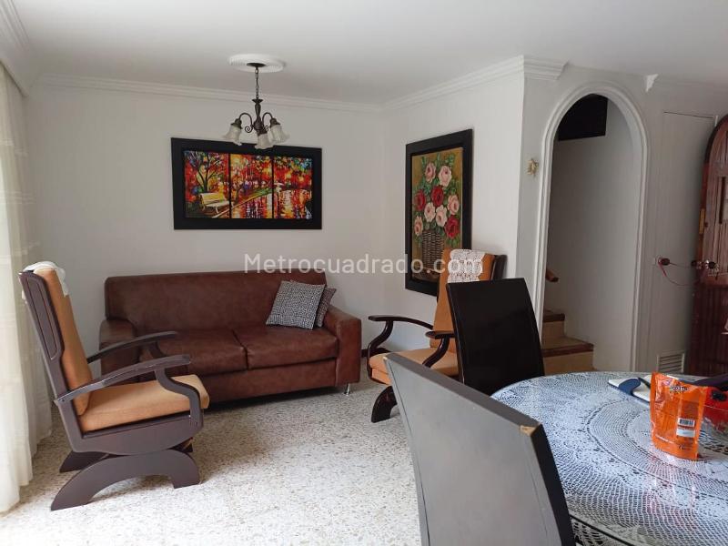 3BR House in Belen - 2