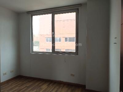 Apartamento en arriendo en Laureles, Medellín · foto 11 de 14